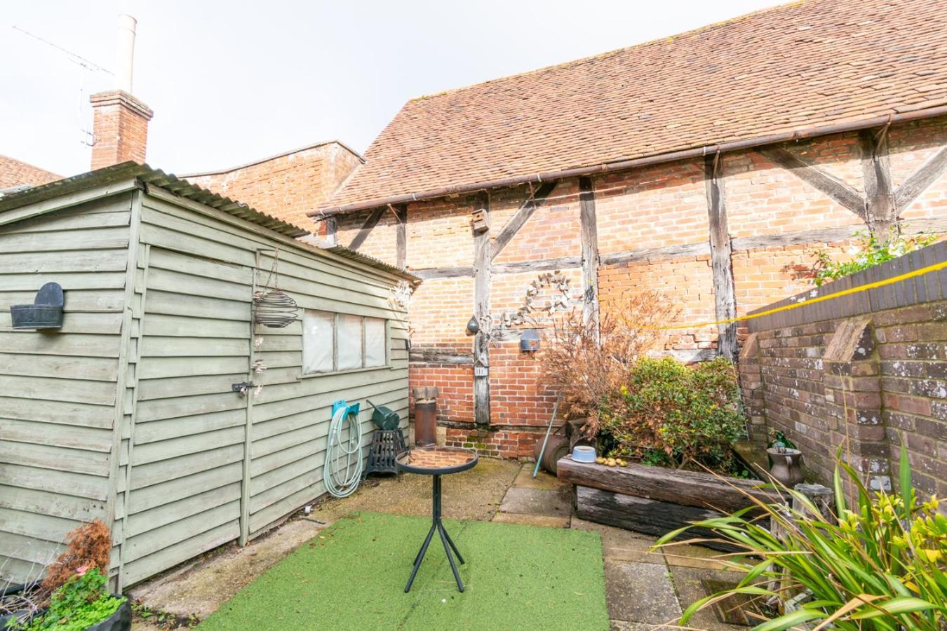 Stylish 2 Bedrooms Cosy & Bright Cottage, Pet Friendly, Sleeps 5, Titchfield Village - Summer Special Offer!! - By Blue Puffin Stays ภายนอก รูปภาพ